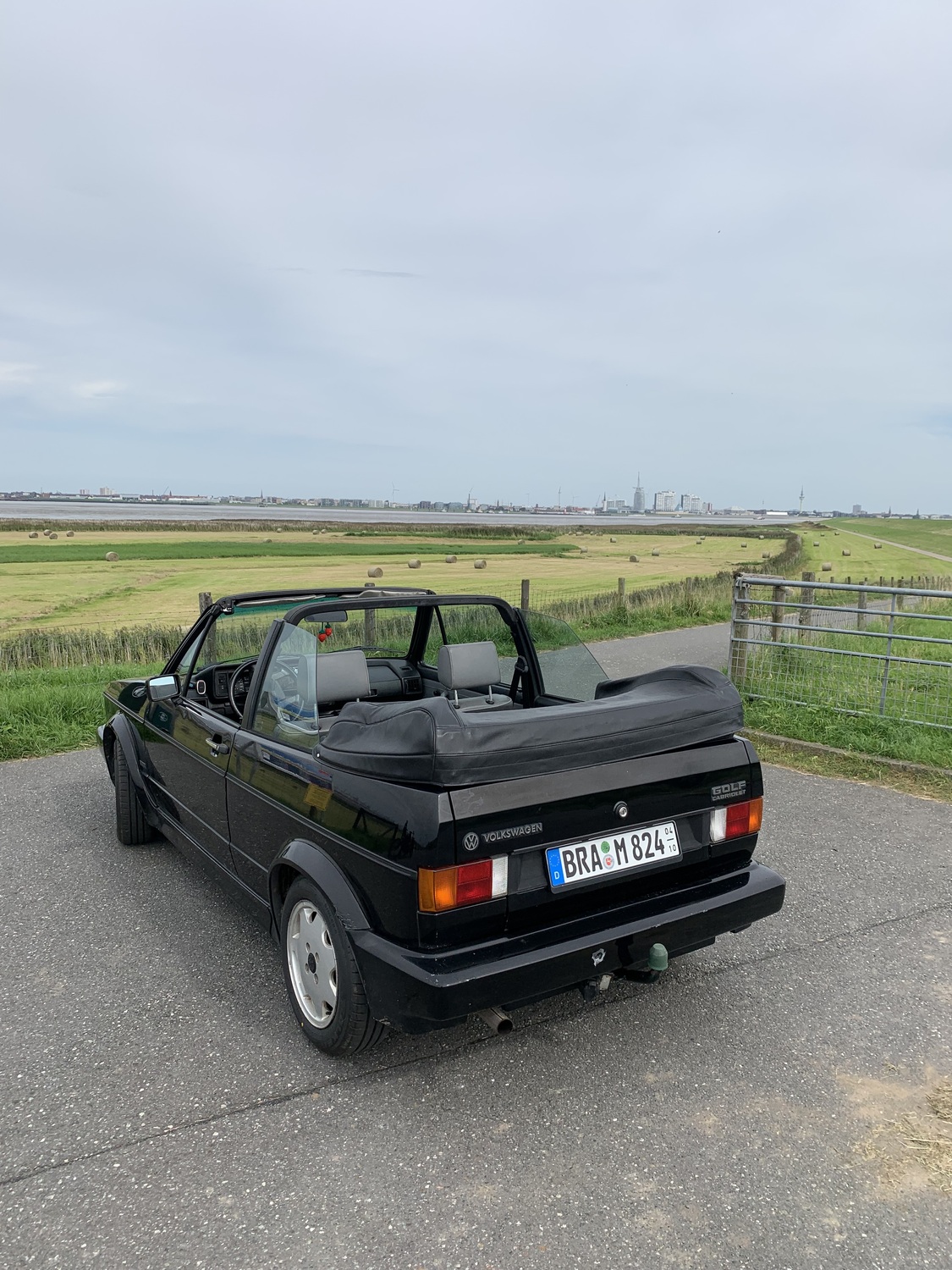 Cabrio am Rumknutschriff